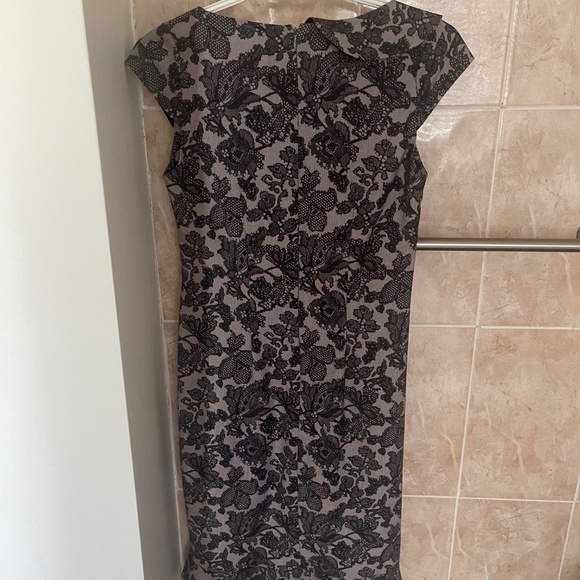 Le château floral dress - Picture 6 of 6